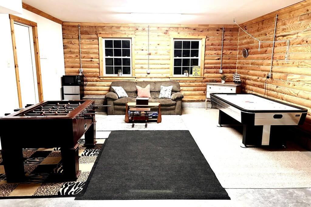One Of A Kind Rustic Log Cabin Near Bryce Resort - Large Game Room - Fire Pit - Large Deck - Bbq Basye Екстериор снимка