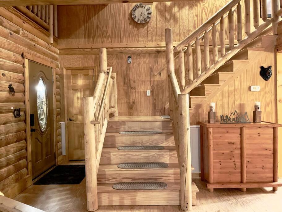One Of A Kind Rustic Log Cabin Near Bryce Resort - Large Game Room - Fire Pit - Large Deck - Bbq Basye Екстериор снимка