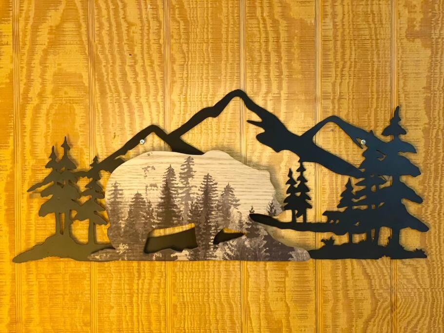 One Of A Kind Rustic Log Cabin Near Bryce Resort - Large Game Room - Fire Pit - Large Deck - Bbq Basye Екстериор снимка